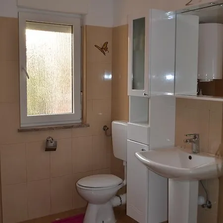 Apartment Greta,50 Meters To The Beach Banjole Zimmer foto