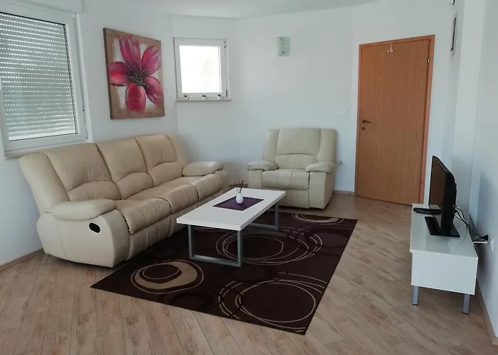 Apartment Greta,50 Meters To The Beach